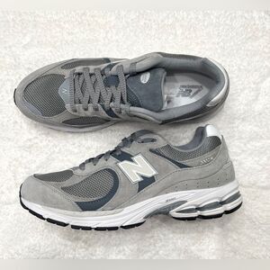 New Balance Classic 2002R Gray and White Men's Running Sneakers Shoes